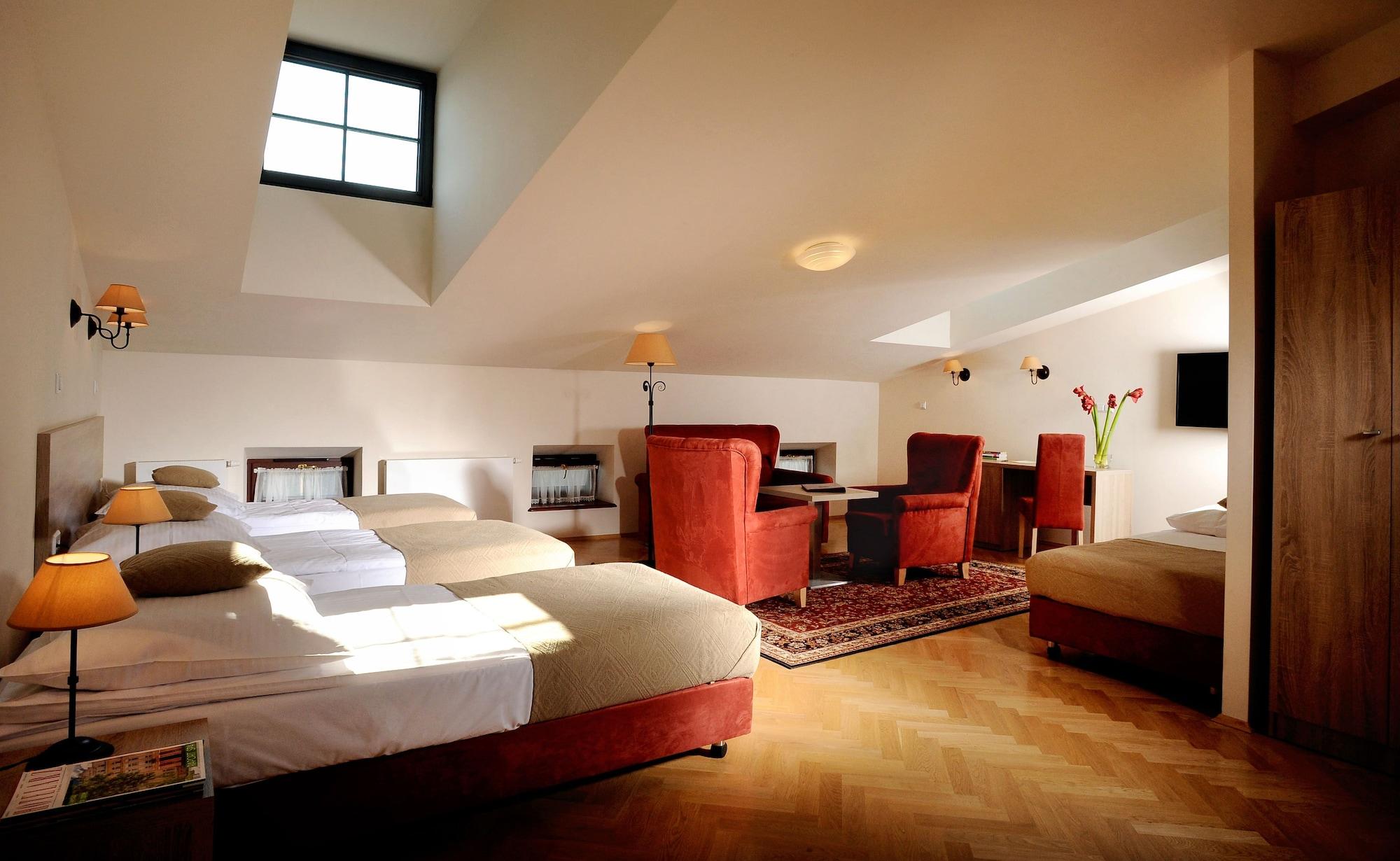 Hotel Santi Красков Екстериор снимка