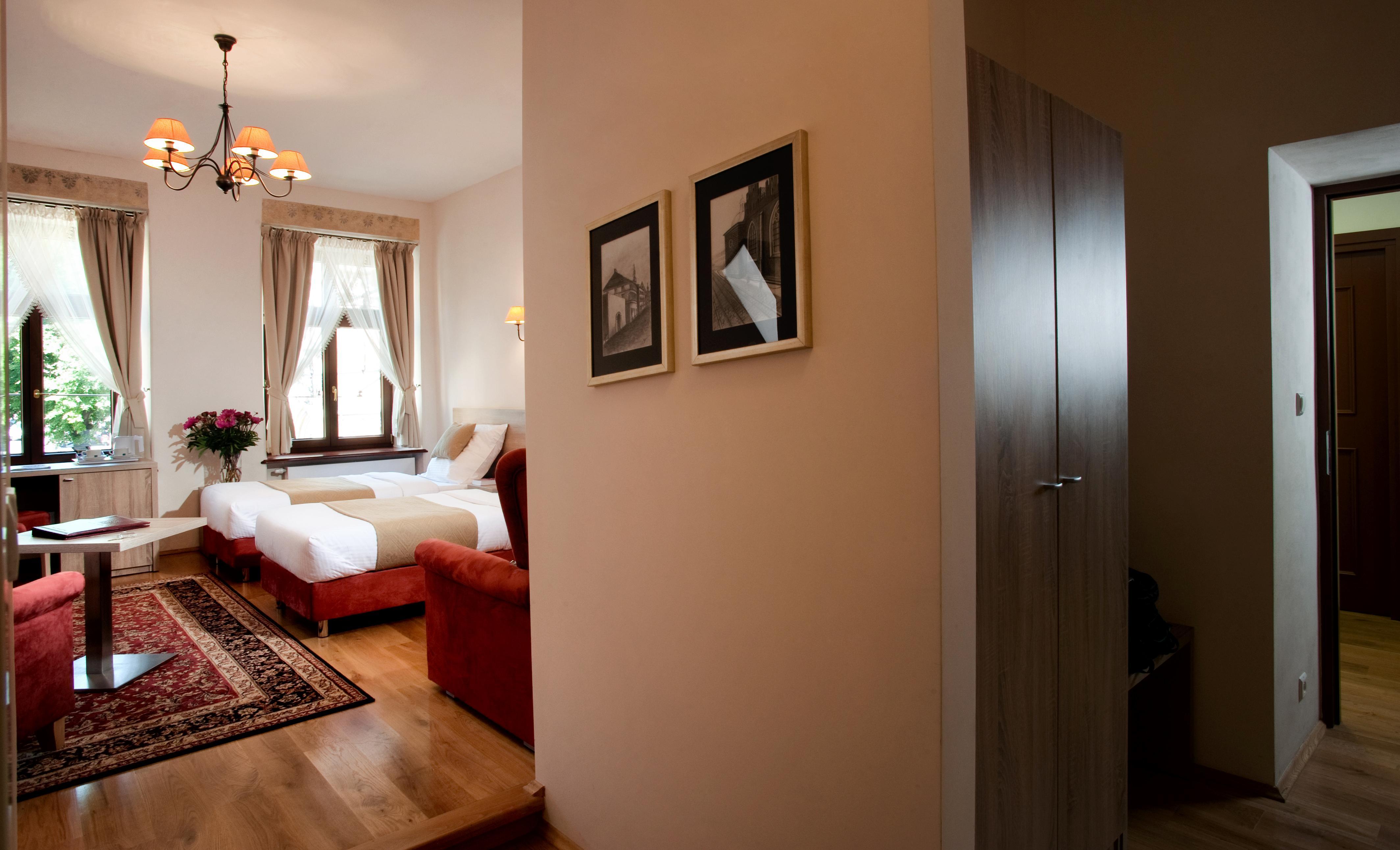 Hotel Santi Красков Екстериор снимка