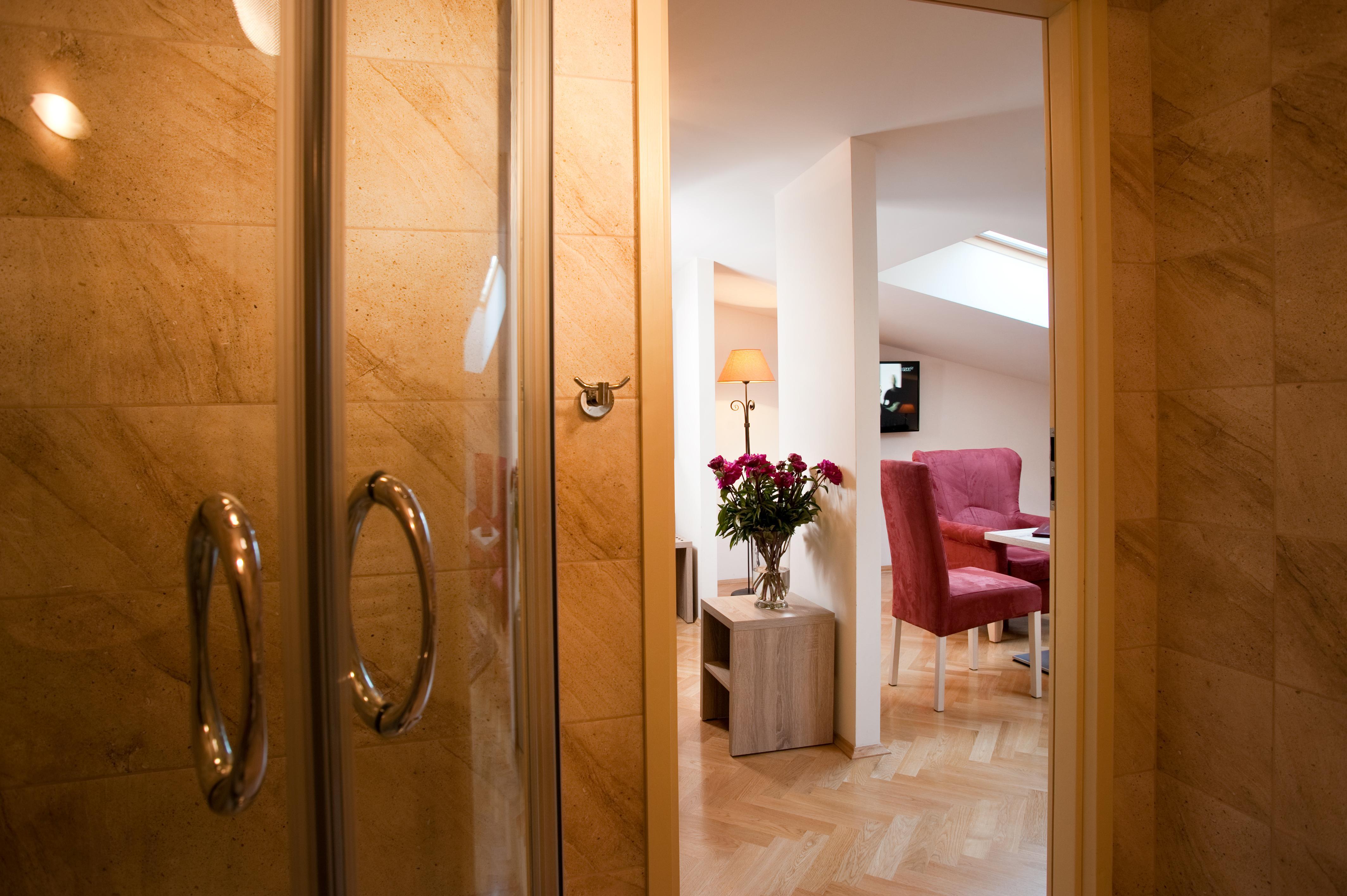 Hotel Santi Красков Екстериор снимка