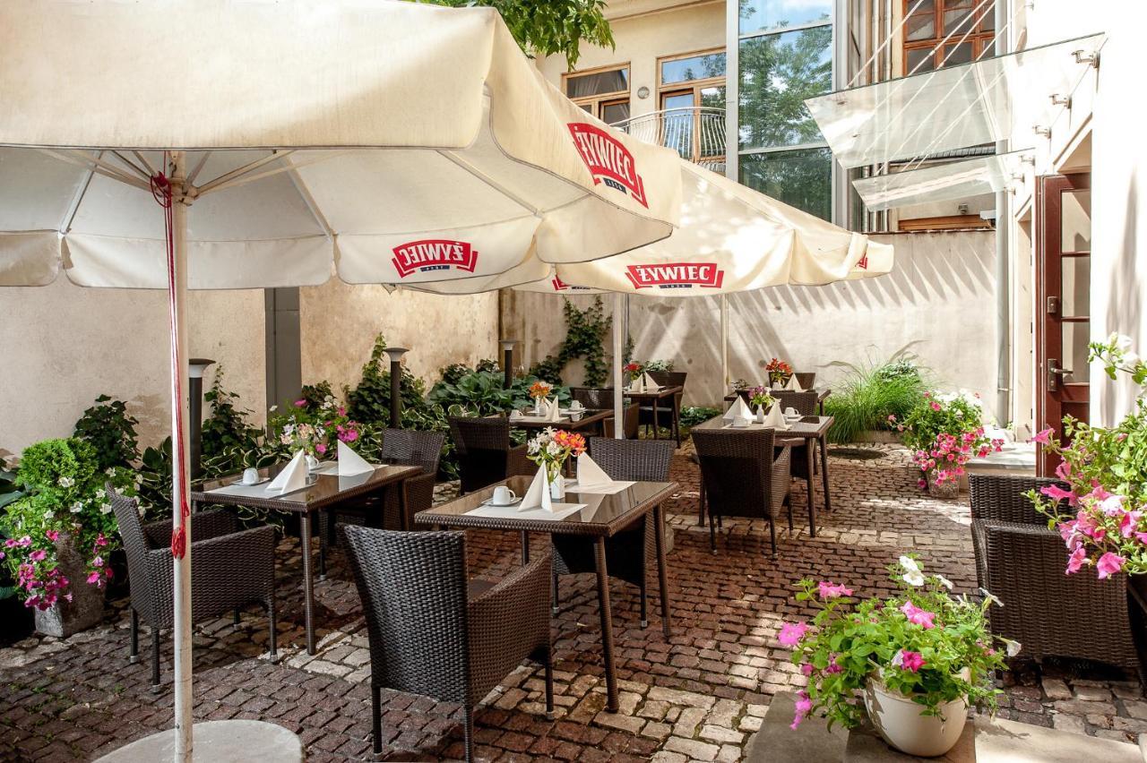 Hotel Santi Красков Екстериор снимка