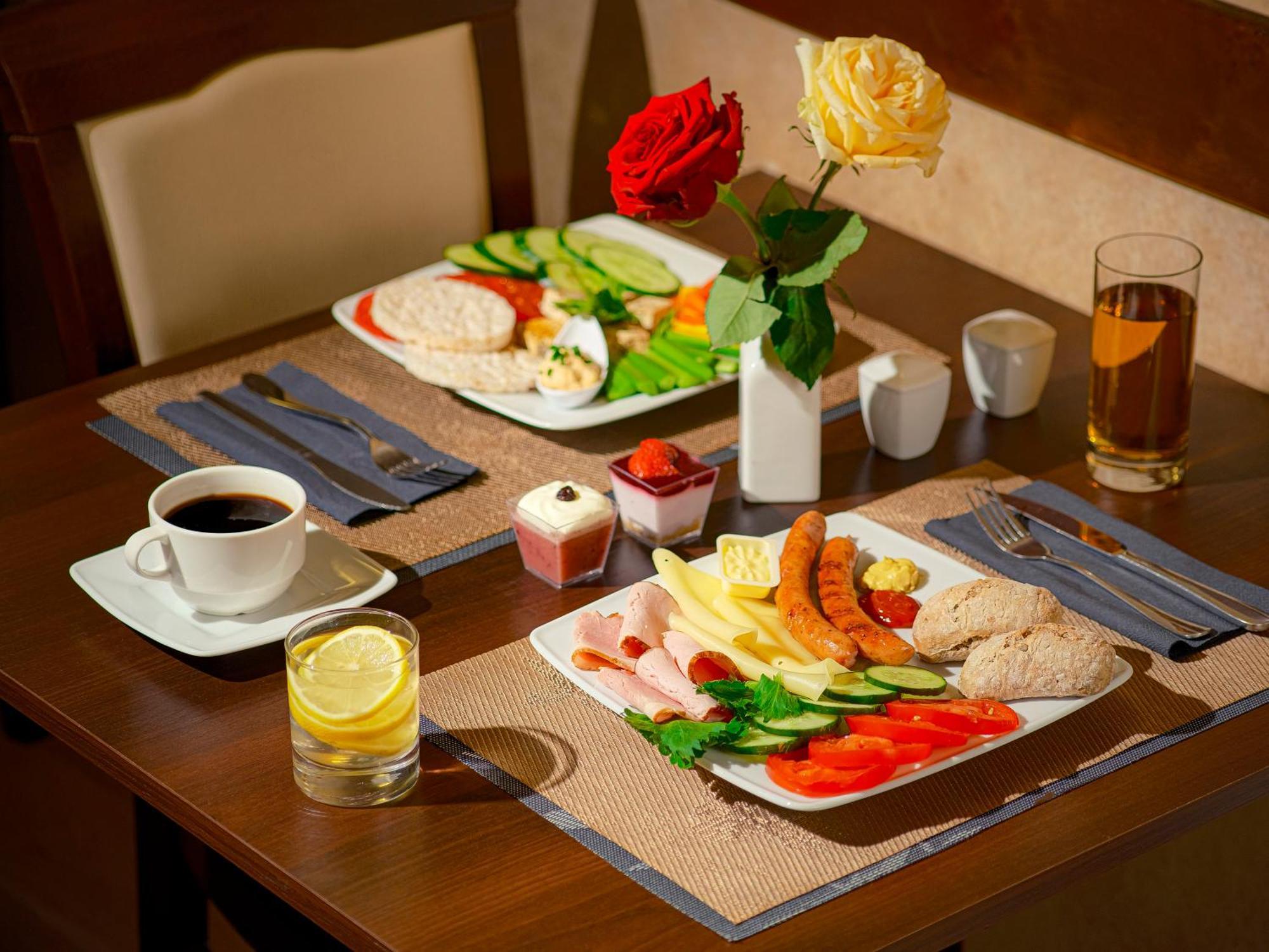 Hotel Santi Красков Екстериор снимка