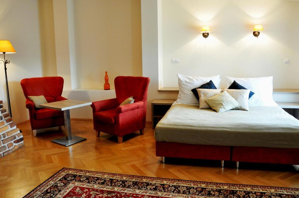 Hotel Santi Красков Екстериор снимка