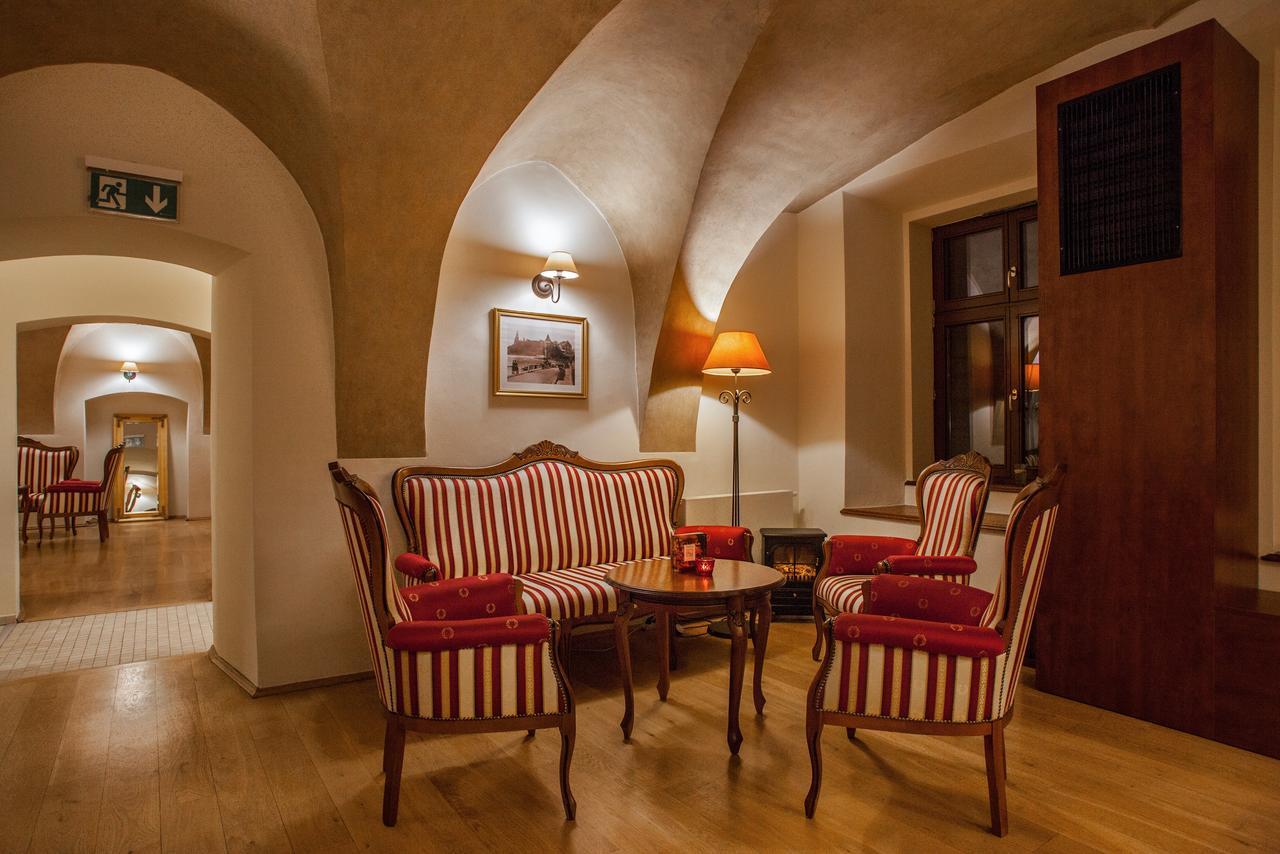 Hotel Santi Красков Екстериор снимка